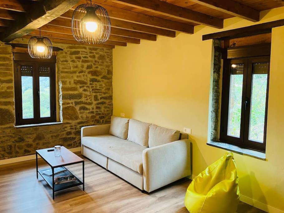 فيلا La So Casa -En El Corazon De Asturias Armiello المظهر الخارجي الصورة